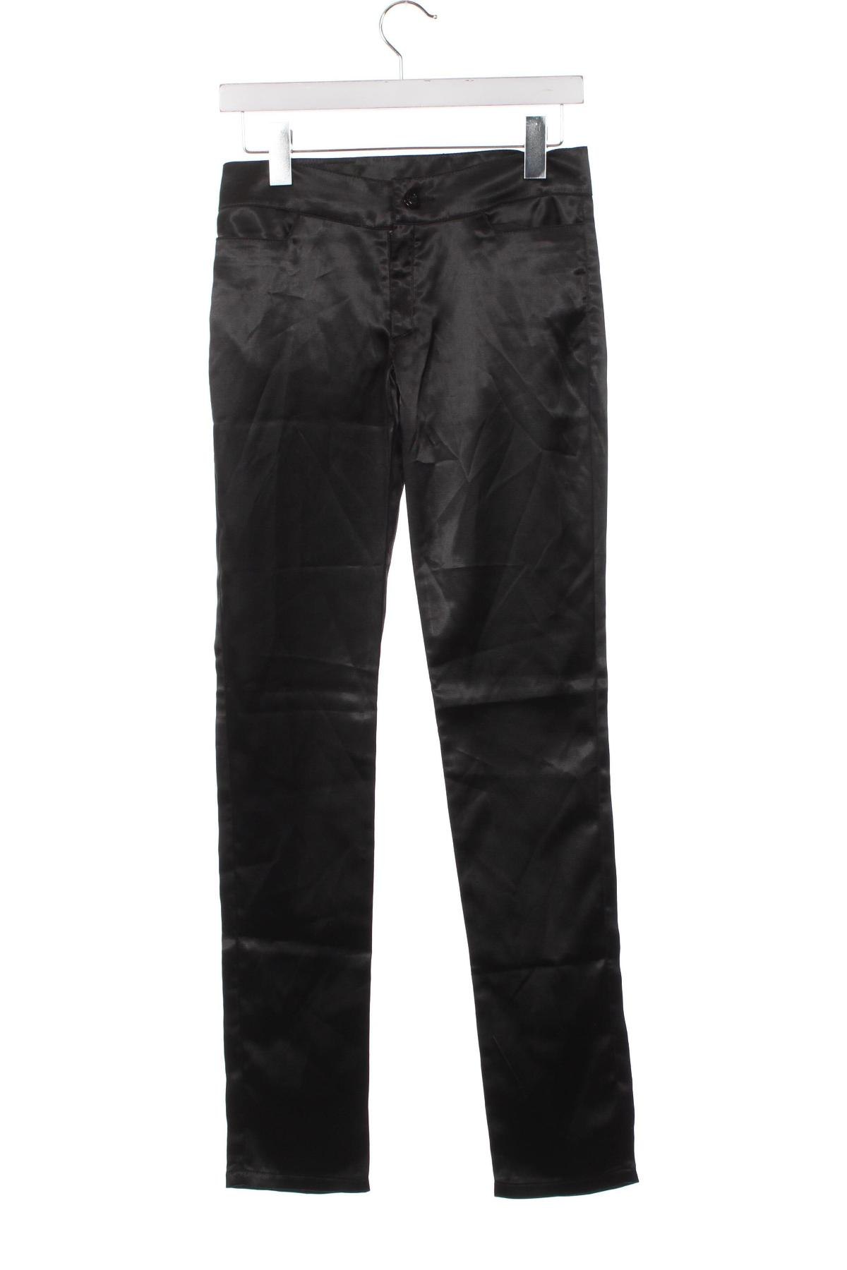 Pantaloni de femei Cheap Monday, Mărime M, Culoare Negru, Preț 45,79 Lei