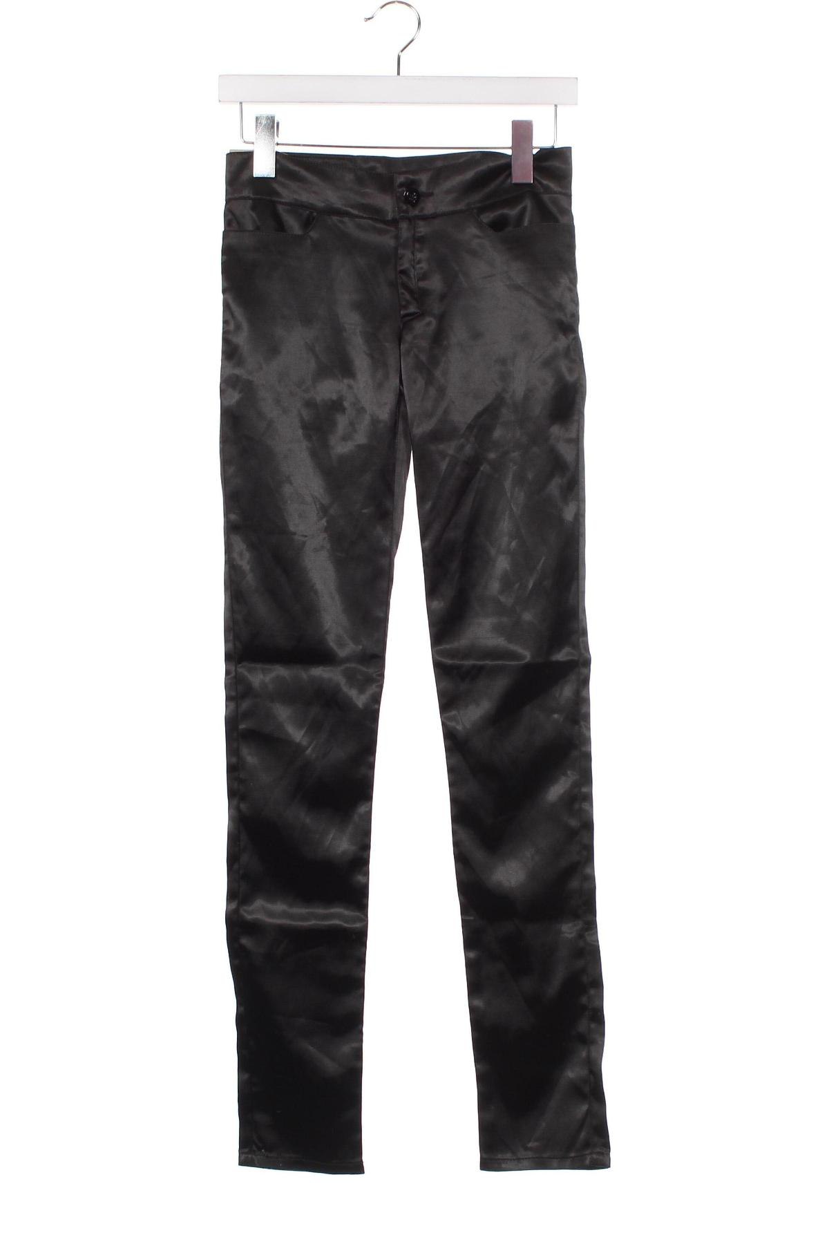 Дамски панталон Cheap Monday, Размер S, Цвят Черен, Цена 21,75 лв.