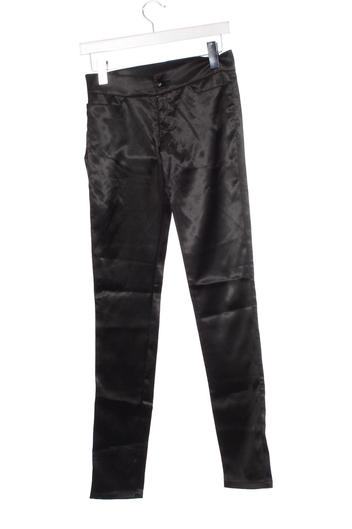 Pantaloni de femei Cheap Monday, Mărime S, Culoare Negru, Preț 54,37 Lei