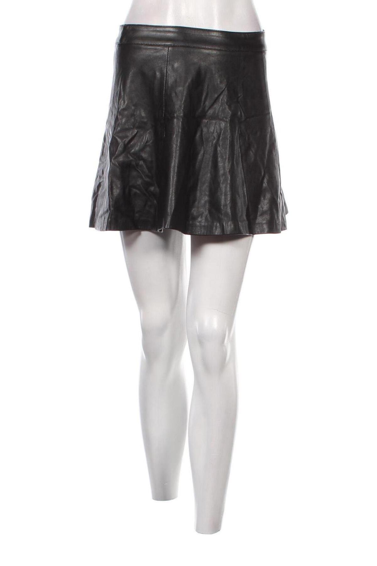 Kožená sukně  H&M Divided, Velikost S, Barva Černá, Cena  74,00 Kč