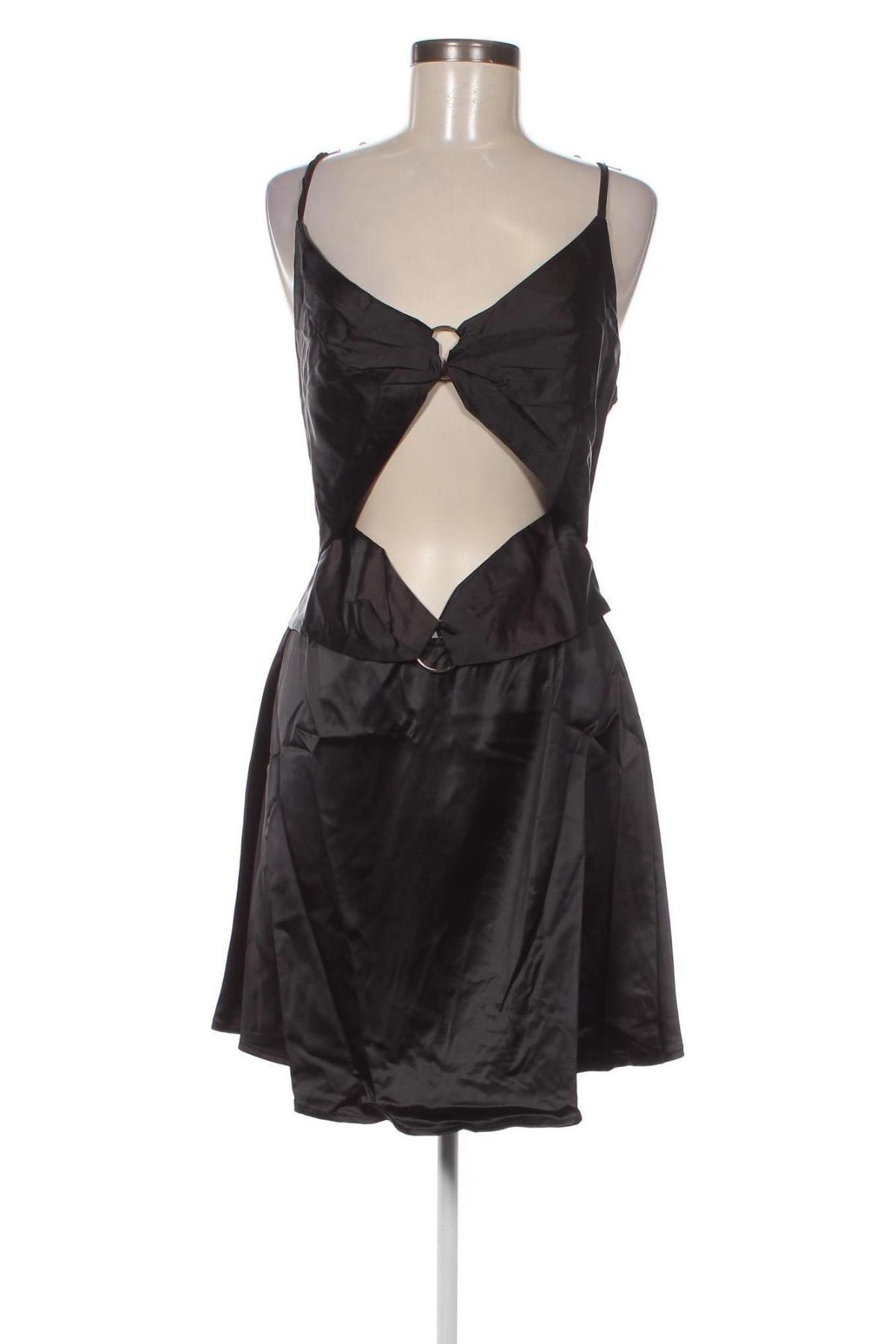 Kleid Missguided, Größe L, Farbe Schwarz, Preis 5,45 €