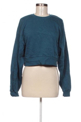 Damen Shirt Bershka, Größe S, Farbe Grün, Preis € 13,49