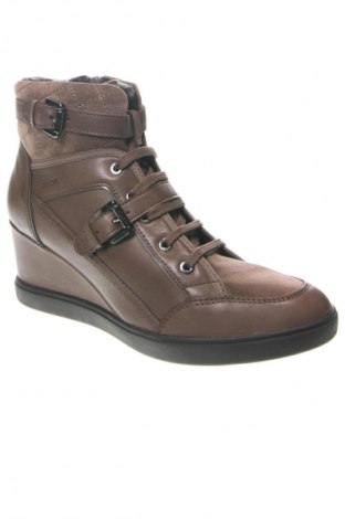 Botine de damă Geox, Mărime 41, Culoare Maro, Preț 447,99 Lei