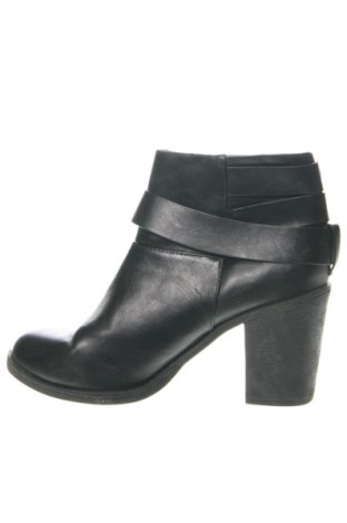 Damen Stiefeletten H&M, Größe 37, Farbe Schwarz, Preis € 25,91