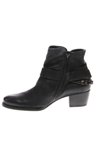 Botine de damă Paul Green, Mărime 37, Culoare Negru, Preț 435,65 Lei