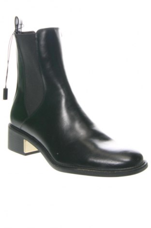 Botine de damă Reserved, Mărime 40, Culoare Negru, Preț 196,00 Lei