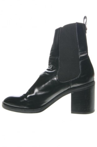 Botine de damă Zara, Mărime 38, Culoare Negru, Preț 134,99 Lei