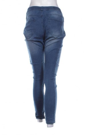 Damen Jeans Beloved, Größe M, Farbe Blau, Preis € 4,99