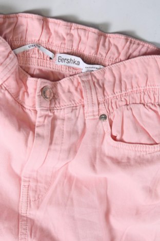 Damen Jeans Bershka, Größe XS, Farbe Rosa, Preis 20,49 €