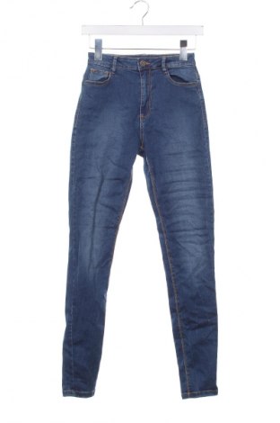 Damskie jeansy Bershka, Rozmiar S, Kolor Niebieski, Cena 32,99 zł