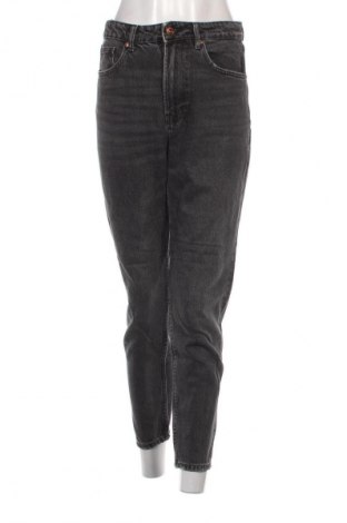 Damen Jeans Bershka, Größe S, Farbe Grau, Preis 10,49 €