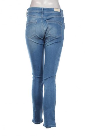 Damskie jeansy Cross Jeans, Rozmiar M, Kolor Niebieski, Cena 92,99 zł