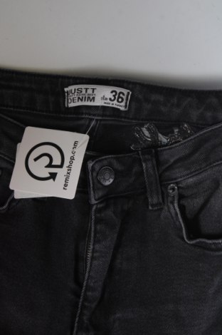 Damskie jeansy Just Jeans, Rozmiar S, Kolor Szary, Cena 63,99 zł