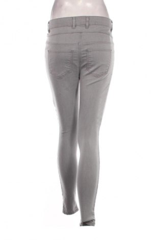 Damen Jeans Lascana, Größe M, Farbe Grau, Preis 4,99 €