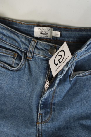 Damskie jeansy NA-KD, Rozmiar XXS, Kolor Niebieski, Cena 56,99 zł