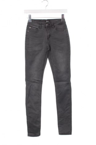 Damskie jeansy ONLY, Rozmiar XXS, Kolor Szary, Cena 108,99 zł