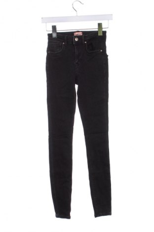 Damen Jeans ONLY, Größe XS, Farbe Schwarz, Preis 23,99 €