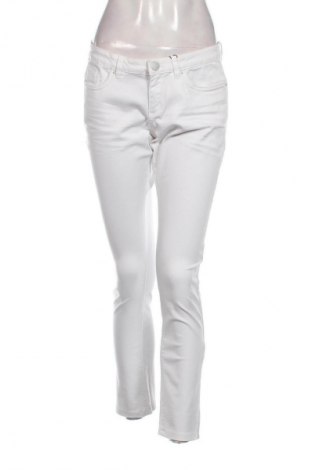 Damen Jeans Q/S by S.Oliver, Größe XL, Farbe Weiß, Preis 47,52 €