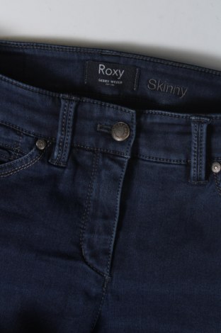 Blugi de femei Roxy, Mărime S, Culoare Albastru, Preț 68,99 Lei