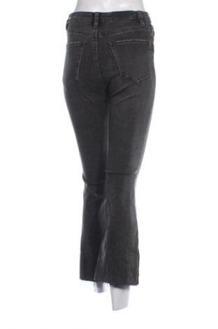 Damen Jeans Stradivarius, Größe S, Farbe Grau, Preis 20,49 €