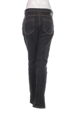 Damen Jeans Ze-Ze, Größe XL, Farbe Grau, Preis 11,49 €