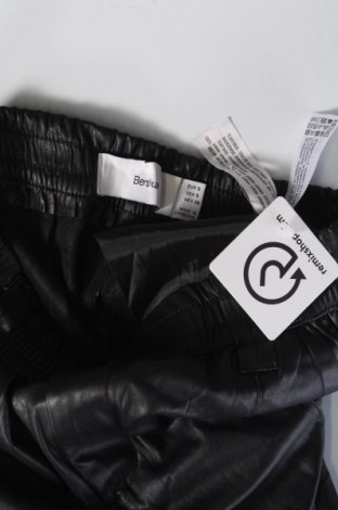 Damenhose Bershka, Größe S, Farbe Schwarz, Preis € 8,99