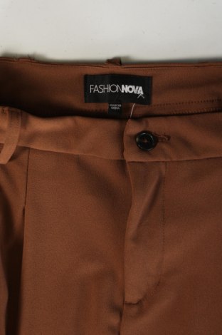 Damenhose Fashion nova, Größe S, Farbe Braun, Preis € 9,99