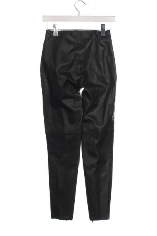 Pantaloni de femei Zara, Mărime XS, Culoare Negru, Preț 69,82 Lei