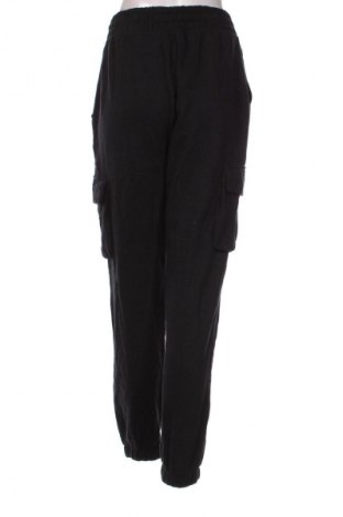 Pantaloni trening de femei Clockhouse, Mărime M, Culoare Negru, Preț 95,99 Lei