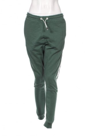 Pantaloni trening de femei Umbro, Mărime M, Culoare Verde, Preț 86,73 Lei