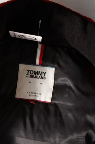 Dámska bunda  Tommy Jeans, Veľkosť S, Farba Červená, Cena  60,45 €