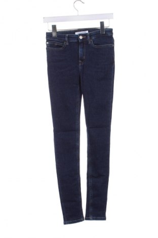 Dětské džíny  Calvin Klein Jeans, Velikost 12-13y/ 158-164 cm, Barva Modrá, Cena  769,00 Kč