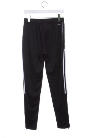 Detské tepláky Adidas, Veľkosť 12-13y/ 158-164 cm, Farba Čierna, Cena  18,45 €