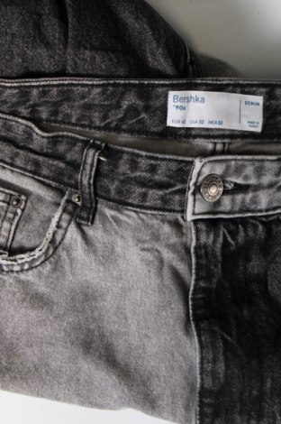 Męskie jeansy Bershka, Rozmiar M, Kolor Kolorowy, Cena 56,99 zł