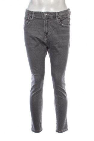 Herren Jeans Pull&Bear, Größe M, Farbe Grau, Preis € 13,99