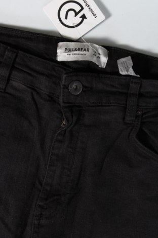 Męskie jeansy Pull&Bear, Rozmiar S, Kolor Czarny, Cena 124,99 zł