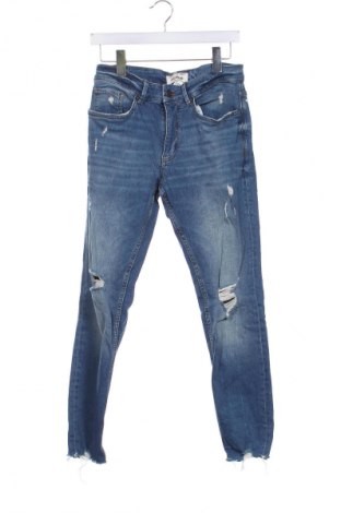 Męskie jeansy Pull&Bear, Rozmiar M, Kolor Niebieski, Cena 58,99 zł