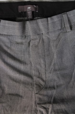 Pantaloni de bărbați H&M, Mărime M, Culoare Gri, Preț 128,99 Lei