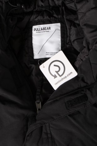 Pánska bunda  Pull&Bear, Veľkosť M, Farba Čierna, Cena  25,00 €