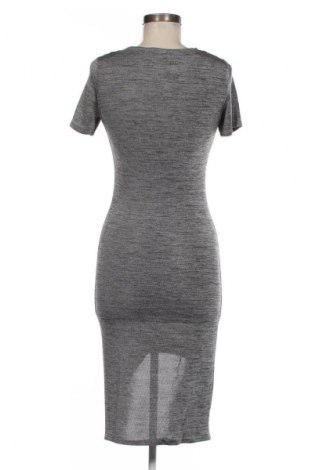 Kleid, Größe M, Farbe Grau, Preis 20,49 €