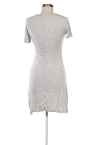 Kleid Alcott, Größe L, Farbe Grau, Preis 6,99 €