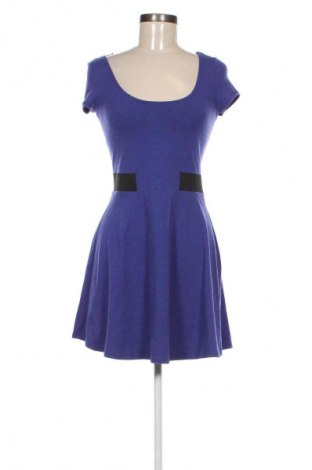 Kleid American Eagle, Größe S, Farbe Lila, Preis 18,99 €