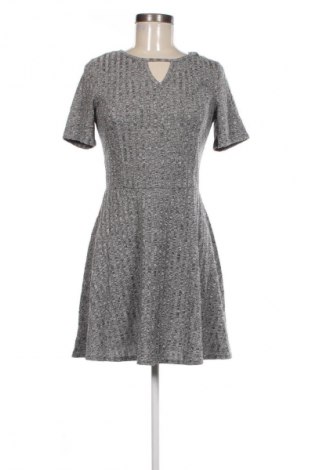 Kleid H&M Divided, Größe M, Farbe Grau, Preis € 20,49