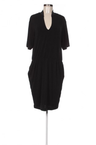 Kleid Lindex, Größe M, Farbe Schwarz, Preis 20,49 €