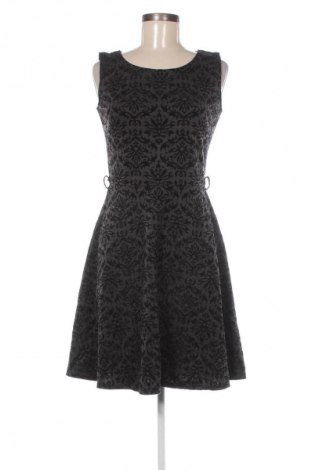 Rochie Lola & Liza, Mărime M, Culoare Negru, Preț 157,99 Lei