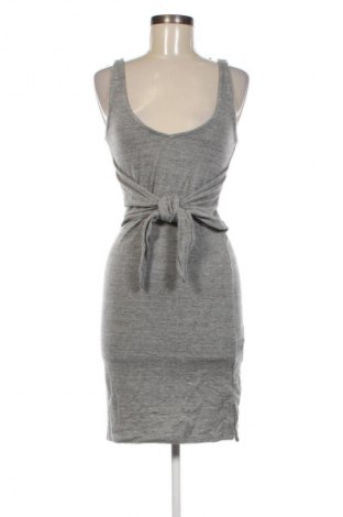 Kleid Lovers + Friends, Größe S, Farbe Grau, Preis € 11,49