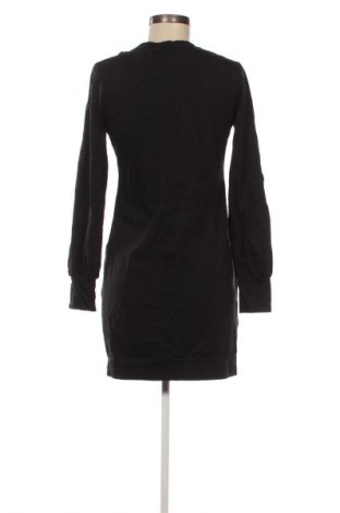 Kleid Nosh, Größe M, Farbe Schwarz, Preis 57,49 €