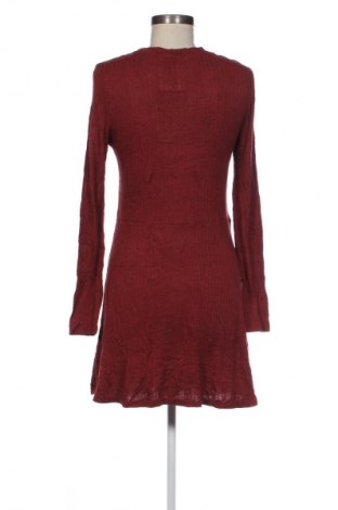 Kleid Pull&Bear, Größe XL, Farbe Rot, Preis € 14,99