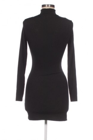 Rochie Pull&Bear, Mărime S, Culoare Negru, Preț 57,99 Lei