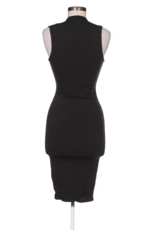 Kleid Pull&Bear, Größe S, Farbe Schwarz, Preis 10,49 €